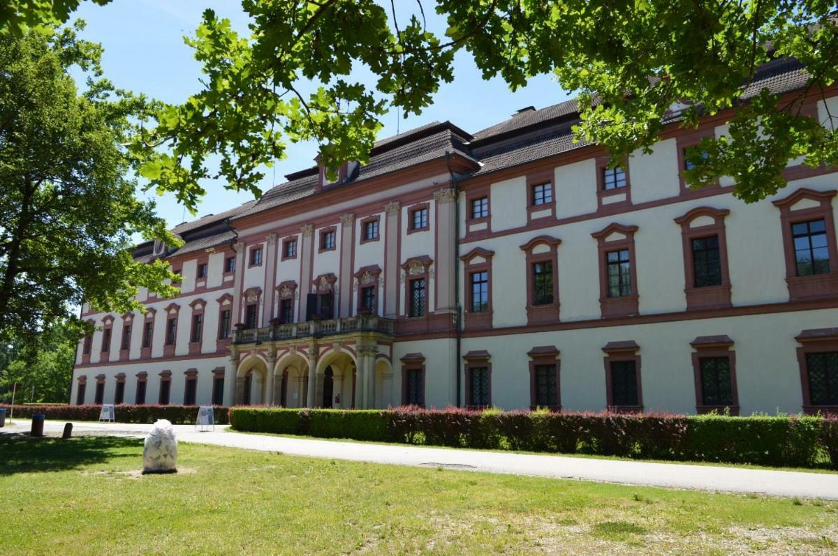 U Malse 12 Apartment